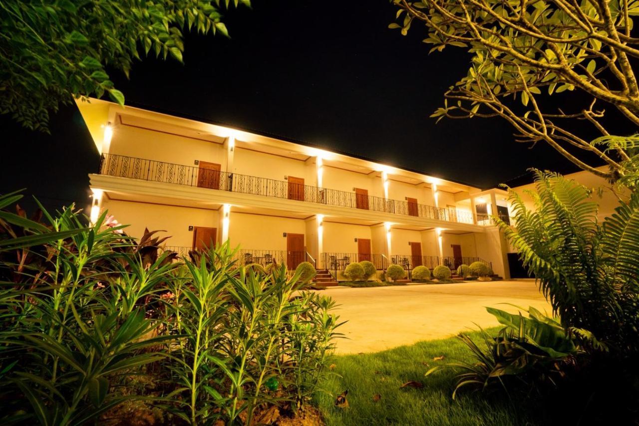Baan Anong Hotel Aranyaprathet Exterior photo